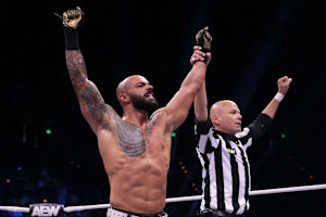 New Star Will Get Over Quickly with WWE Fans, Booking AEW Heel Turn, More Quick Takes