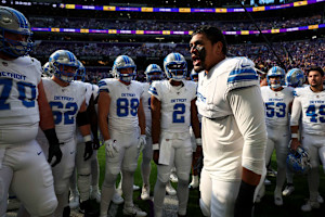 Week 18 NFL Highlights 2025: Live Tracking Top Plays, Box Scores from Sunday Results