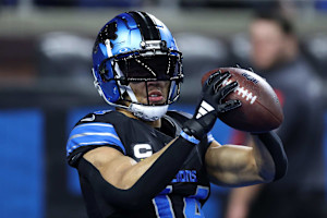 Lions' Amon-Ra St. Brown Shows Off Blue Hair in IG Photo Ahead of NFL Playoffs