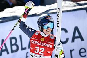 Lindsey Vonn Finishes 6th in 1st World Cup Downhill Race Since Ending Retirement