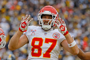 Video: Chiefs' Travis Kelce Says He'll Reevaluate Future After 2025 NFL Playoffs