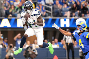 NFL Coach Suggests DK Metcalf Trade to Chargers: 'Would Be Scary' with Justin Herbert