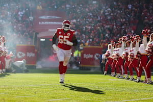 Chiefs Rumors: Bears Eyed by NFL Insiders as Trey Smith Landing Spot in Free Agency