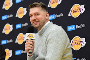 Mavs Respond to Report of Season Ticket Refunds After Luka Dončić Trade to Lakers