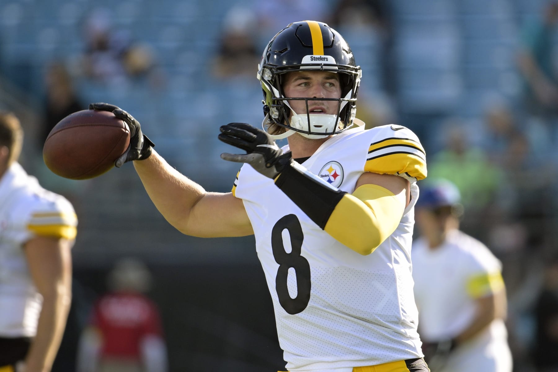 Pittsburgh Steelers quarterback Kenny Pickett (8) warms up before the first half of an NFL preseason football game against the Jacksonville Jaguars, Saturday, Aug. 20, 2022, in Jacksonville, Fla. (AP Photo/Phelan M. Ebenhack)