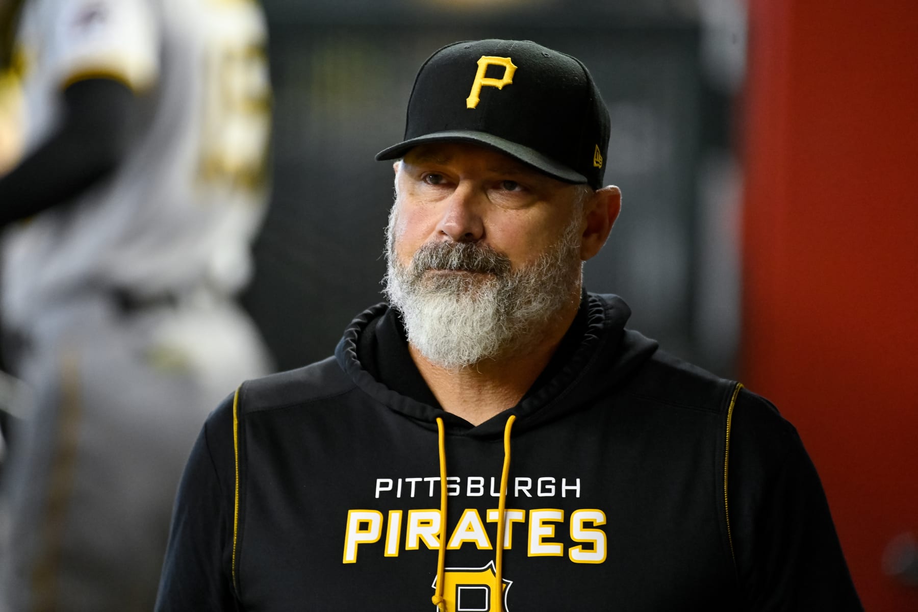 PHOENIX, ARIZONA - AUGUST 11: Manager Derek Shelton #17 of the Pittsburgh Pirates looks on from the dugout during the MLB game against the Arizona Diamondbacks at Chase Field on August 11, 2022 in Phoenix, Arizona. The Diamondbacks defeated the Pirates 9-3. (Photo by Kelsey Grant/Getty Images)