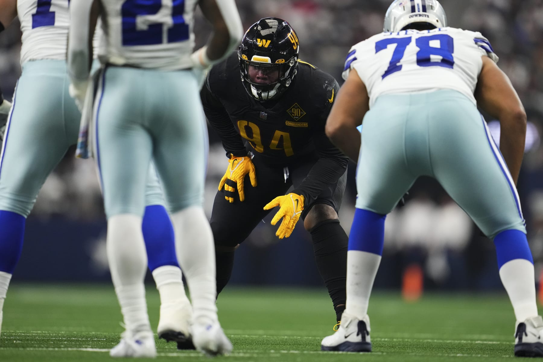 ARLINGTON, TX - OCTOBER 02: Daron Payne #94 of the Washington Commanders gets set against the Dallas Cowboys at AT&T Stadium on October 2, 2022 in Arlington, Texas. (Photo by Cooper Neill/Getty Images)