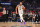 LOS ANGELES, CA - 12 NOVEMBER: Penjaga Brooklyn Nets Ben Simmons (10) menggiring bola ke lapangan selama pertandingan NBA antara Brooklyn Nets dan Los Angeles Clippers pada 12 November 2022 di Crypto.com Arena di Los Angeles, CA.  (Foto oleh Brian Rothmuller/Icon Sportswire via Getty Images)