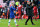 LIVERPOOL, ANGLETERRE – 21 JANVIER: Mykhailo Mudryk de Chelsea et le manager de Chelsea Graham Potter applaudissent les fans après le match de Premier League entre Liverpool FC et Chelsea FC à Anfield le 21 janvier 2023 à Liverpool, Royaume-Uni.  (Photo de Clive Howes - Chelsea FC/Chelsea FC via Getty Images)