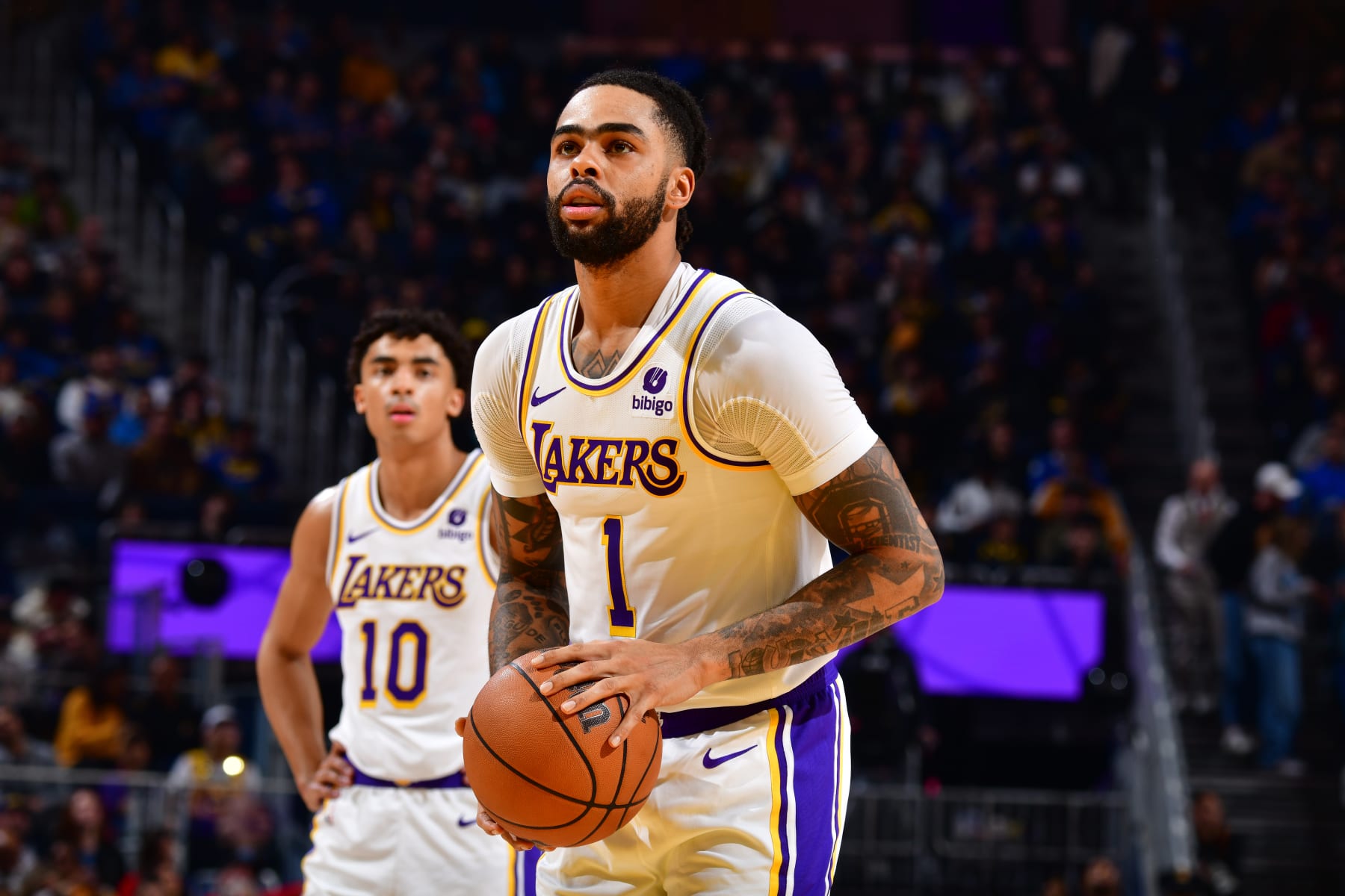 SAN FRANCISCO, CA - JANUARY 27:  D'Angelo Russell #1 of the Los Angeles Lakers shoots a free throw throughout the game towards the Golden State Warriors on January 27, 2024 at High-tail Heart in San Francisco, California. NOTE TO USER: User expressly acknowledges and agrees that, by downloading and or the employ of this photo, consumer is consenting to the terms and stipulations of Getty Pictures License Agreement. Mandatory Copyright Behold: Copyright 2024 NBAE (Photo by Barry Gossage/NBAE through Getty Pictures)