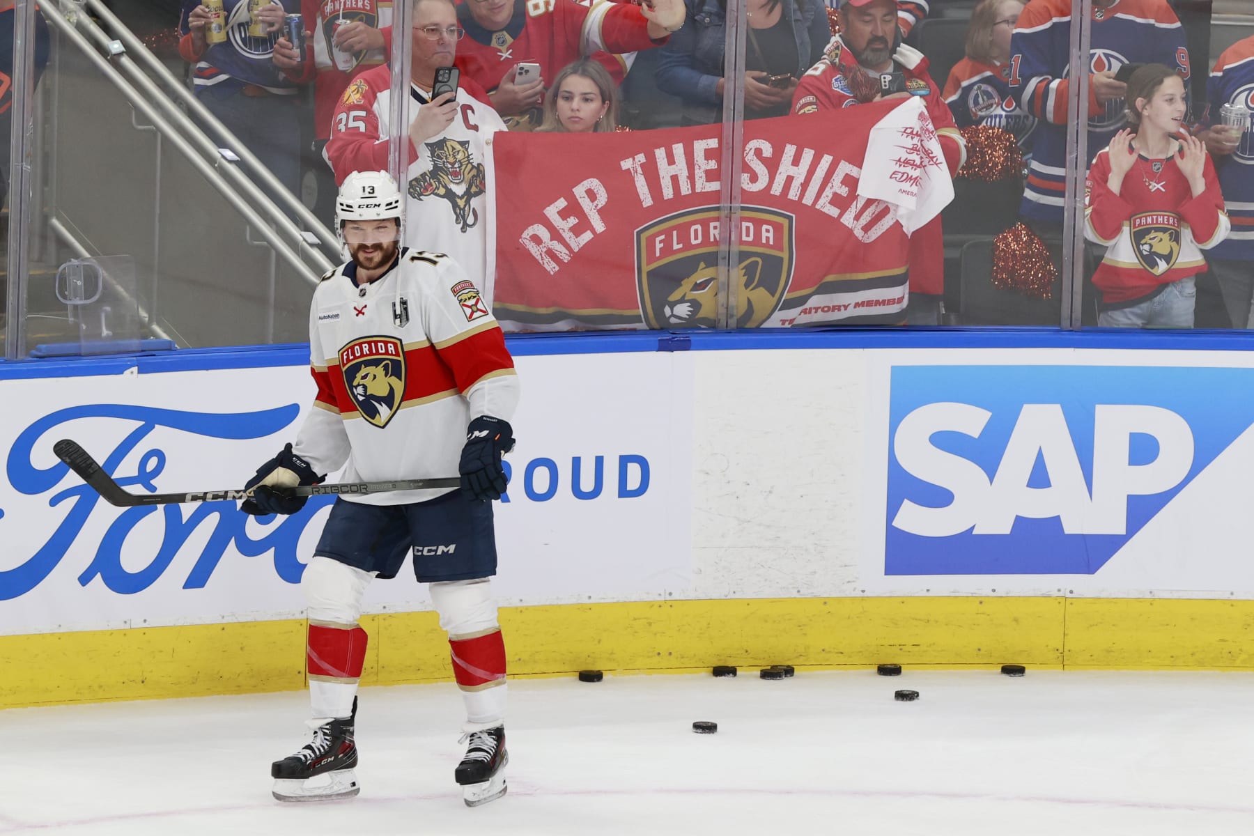 EDMONTON, ALBERTA - JUNE 21: Fans watch as Sam Reinhart #13 of the Florida Panthers warms up prior to Game Six of the 2024 Stanley Cup Final against the Edmonton Oilers at Rogers Place on June 21, 2024 in Edmonton, Alberta.  (Photo by Jeff Vinnick/Getty Images)