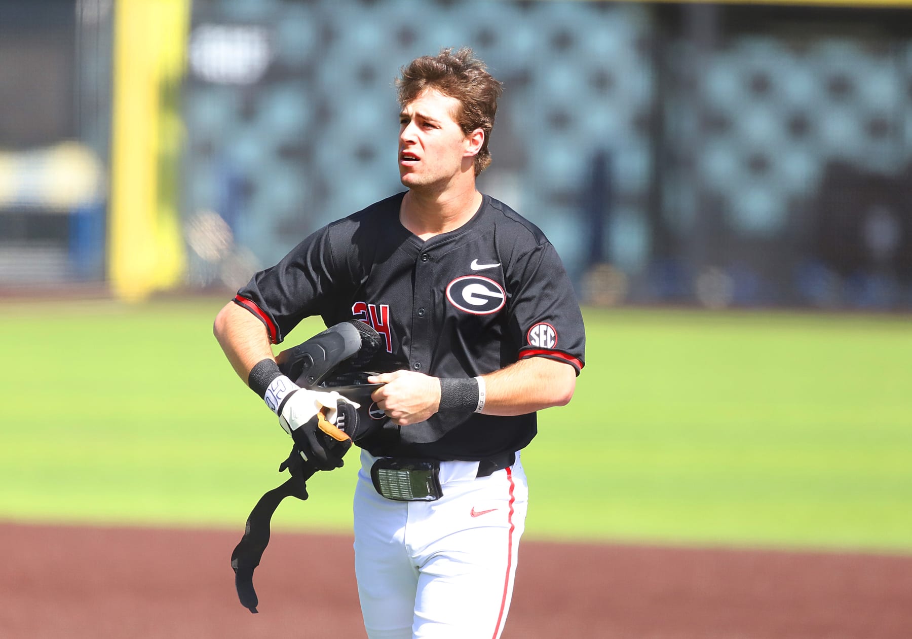 LEXINGTON, KY - MARCH 16: Georgia first baseman Charlie Condon (24) in a recreation between the Georgia Bulldogs and the Kentucky Wildcats on March 16, 2024, at Kentucky Proud Park in Lexington, KY. (Portray by Jeff Moreland/Icon Sportswire through Getty Pictures)