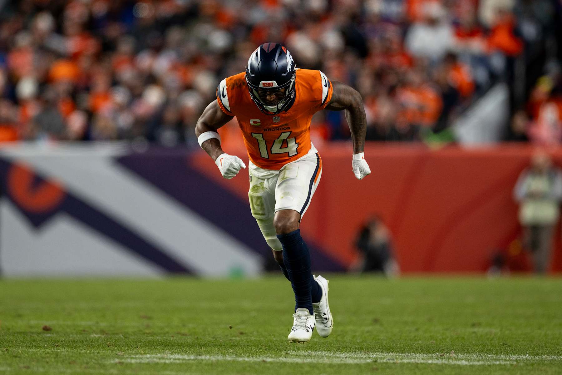Football Courtland Sutton