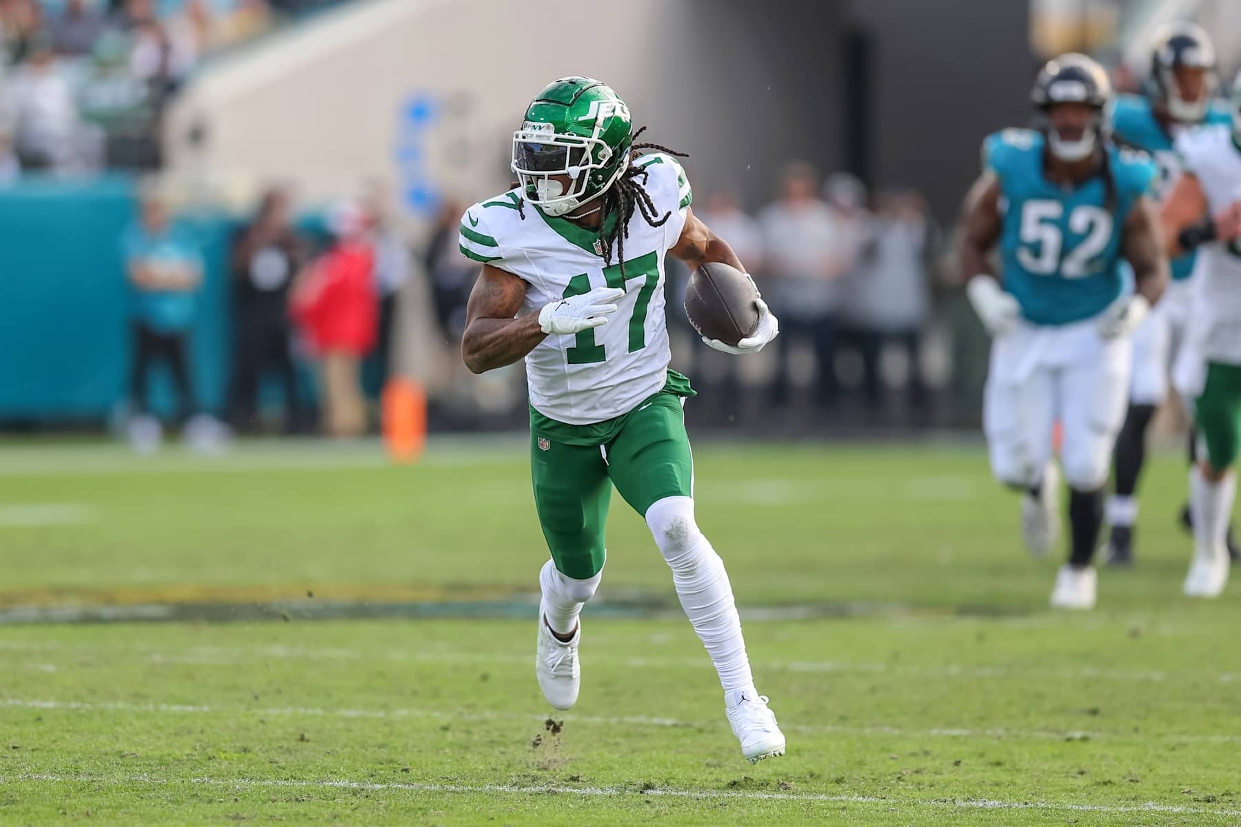 Football Davante Adams