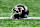 ATLANTA, GA 05 JANUARI: Een voetbalhelm uit Atlanta op het gras voorafgaand aan de start van de NFL-wedstrijd tussen de Carolina Panthers en de Atlanta Falcons op 5 januari 2025 in het Mercedes-Benz Stadion in Atlanta, GA. (Foto door Rich von Biberstein/Icon Sportswire via Getty Images)