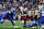 DETROIT, MI - 18 JANUARI: Washington Commanders quarterback Jayden Daniels (5) loopt wijd tijdens de NFC Divisional Playoff-wedstrijd tussen de Detroit Lions en de Washington Commanders op zondag 18 januari 2025 op Ford Field in Detroit, MI. (Foto door Steven King/Icon Sportswire via Getty Images)