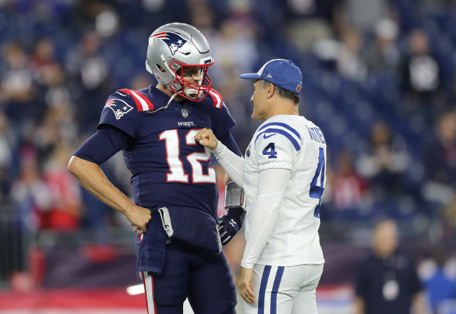 Colts' Adam Vinatieri misses a 48-yard field goal, costs himself $500K 