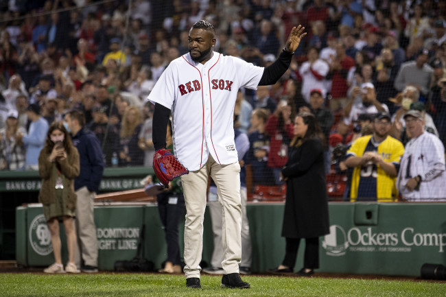 hvt on X: Jacoby Ellsbury really walked into Fenway in a Red Sox jersey in  front of the Yankees in 2021. that happened.  / X