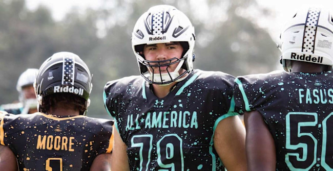 Ranking the Top 25 Players in the 2026 CFB Recruiting Class