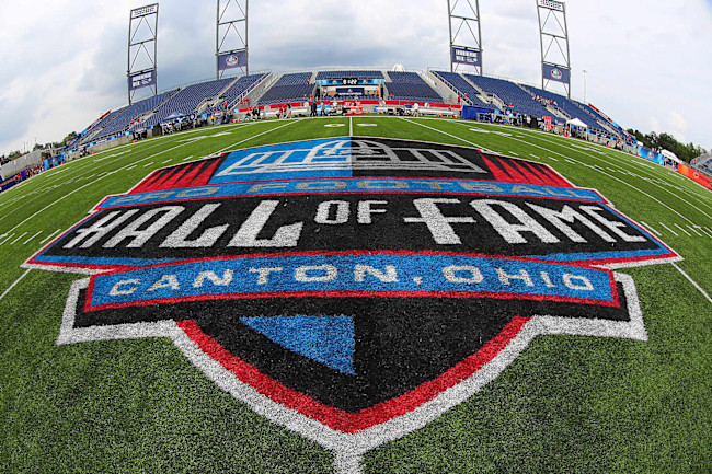 Pro Football Hall of Fame 2025: NFL Inductees, Class Finalists and Predictions