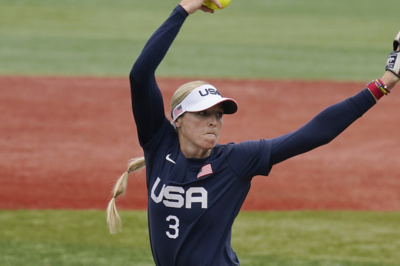 Olympic Softball 21 Day 5 Results Usa Defeats Japan On Kelsey Stewart Walk Off Hr Bleacher Report Latest News Videos And Highlights