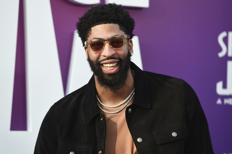 Anthony Davis Weds Longtime Girlfriend Marlen P; LeBron James, Russell Westbrook Attend Ceremony – Men, if you want to hang with “King James”, you need to be married to a woman. Sad to say, Jay-Z, LeBron, Steph Curry & Will Smith act more like men and have better mariages than many men in the church; Thanks guys