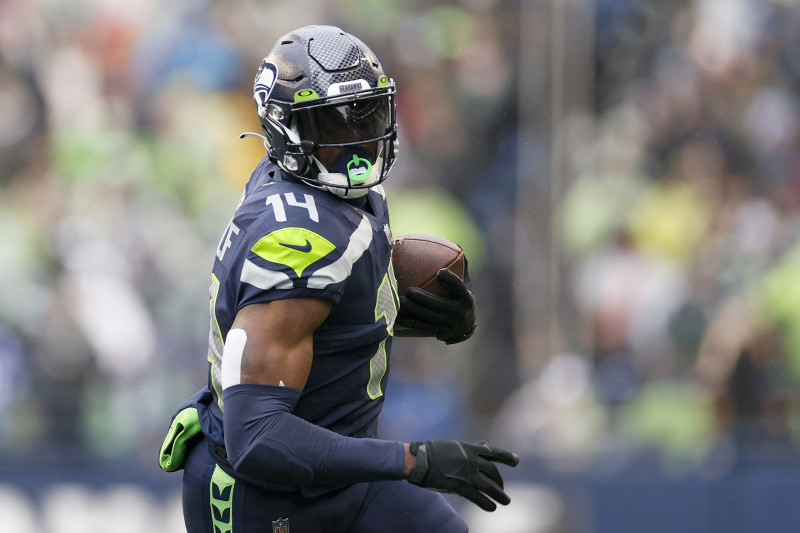 Seattle Seahawks wide receiver DK Metcalf (14) runs with the ball