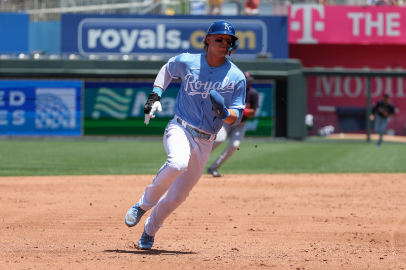 Royals outscore Tigers 11-10