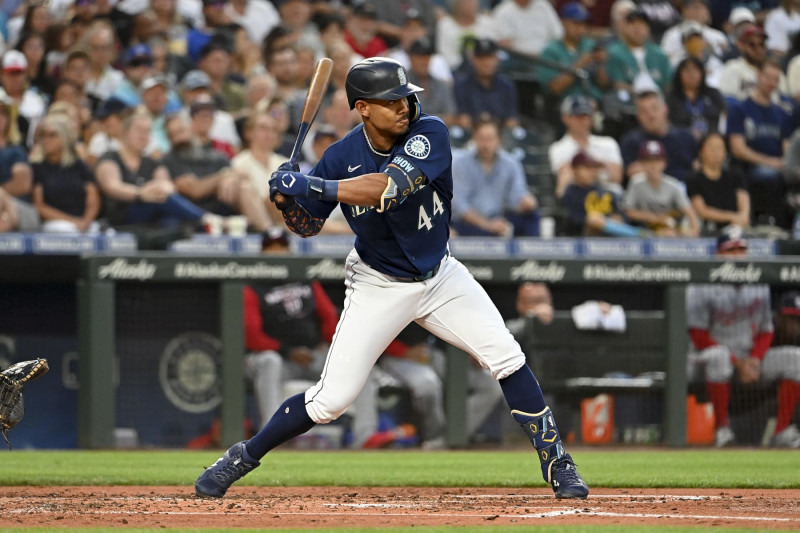 Mariners outfielder Julio Rodriguez wins AL Jackie Robinson Rookie of the  Year – BBWAA