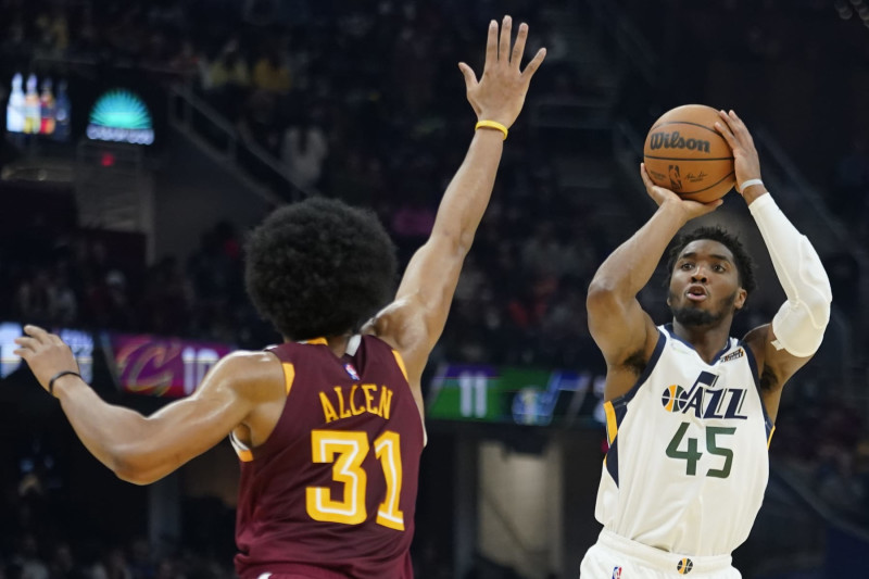 Donovan Mitchell, Darius Garland building chemistry for Cavaliers