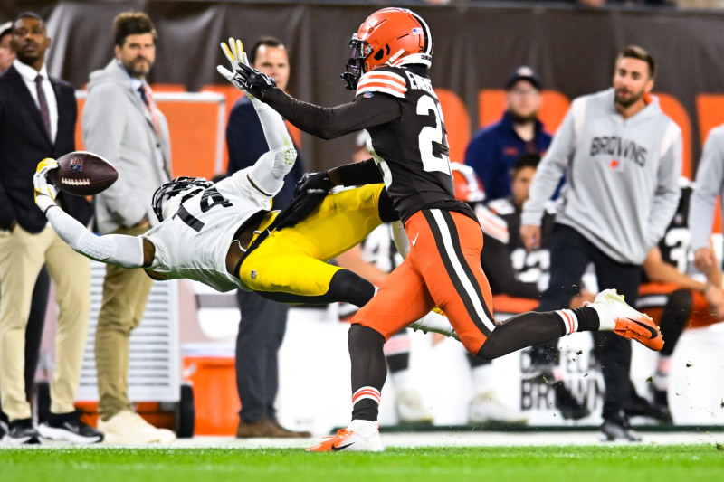 Browns vs. Steelers LIVE Streaming Scoreboard, Free Play-By-Play, Stats &  Highlights