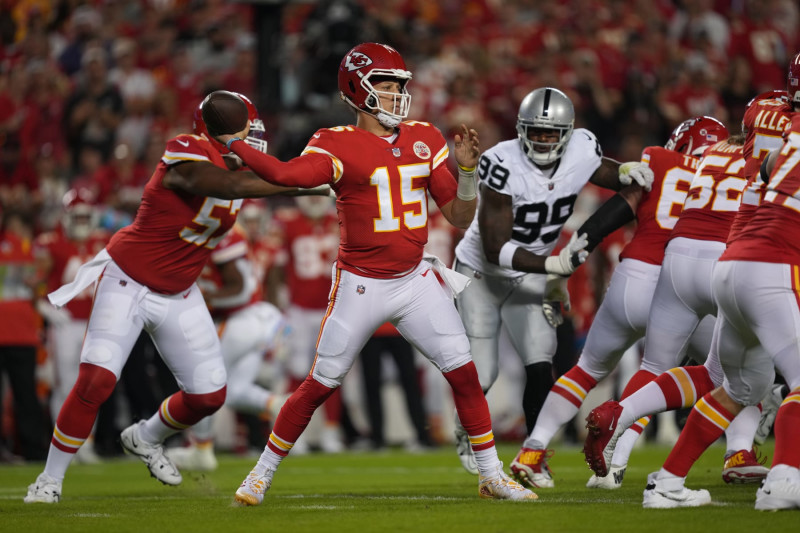 Patrick Mahomes, Travis Kelce Still Own the Disappointing AFC West, News,  Scores, Highlights, Stats, and Rumors