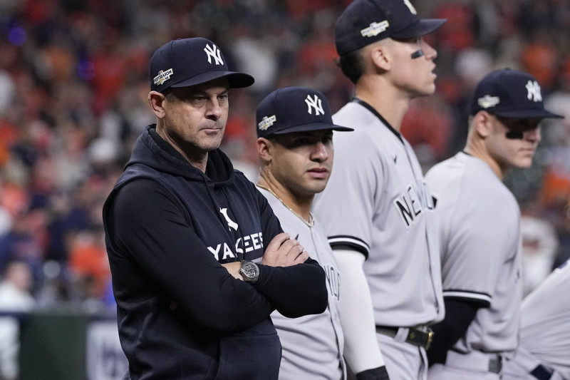 Matt Carpenter Helps Yankees Crush Cubs - The New York Times