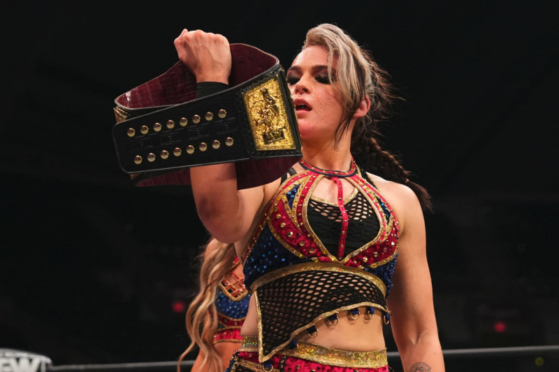 Jamie Hayter continued her march to Full Gear and a shot at the AEW Women's Championship.