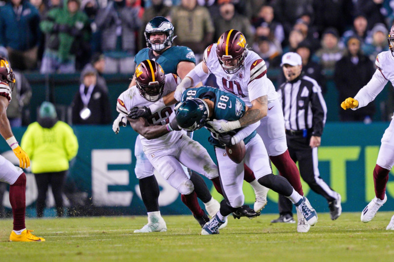 Eagles' Dallas Goedert Placed on IR with Shoulder Injury; Out at Least 4  Weeks | News, Scores, Highlights, Stats, and Rumors | Bleacher Report