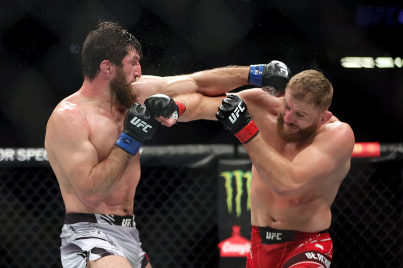LAS VEGAS, NEVADA - DECEMBER 10: (L-R) Magomed Ankalaev of Russia and Jan Blachowicz of Poland exchange punches in their UFC light heavyweight championship fight during the UFC 282 event at T-Mobile Arena on December 10, 2022 in Las Vegas, Nevada. (Photo by Carmen Mandato/Zuffa LLC)