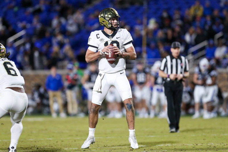 College Football 2022 Bowl Game Best Bets & Predictions: Tuesday