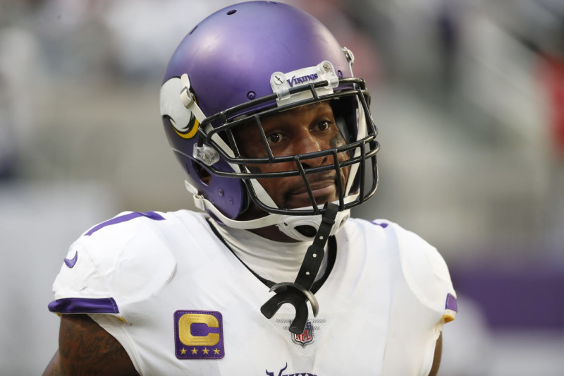 Vikings' Patrick Peterson and Dalvin Tomlinson contracts voided