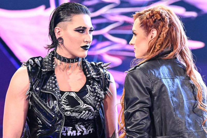 WWE star Becky Lynch throws down the gauntlet to Beth Phoenix and