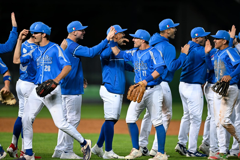 Team USA score: U.S. blows out Canada in World Baseball Classic as Mike  Trout homers in nine-run first inning 