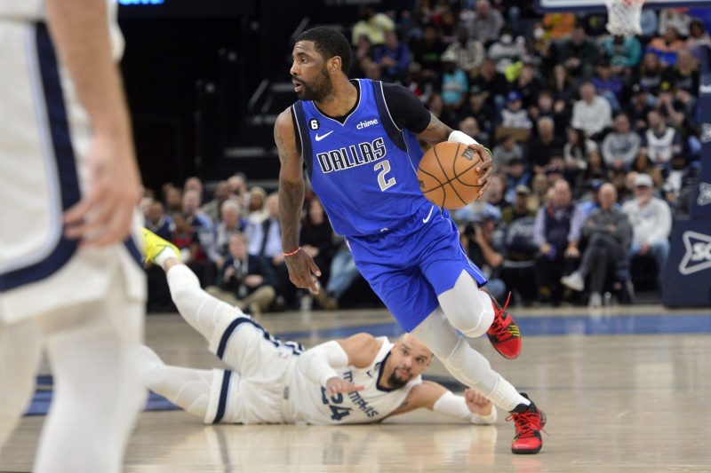 Kyrie Irving Won't Play Vs. Bulls With Foot Injury; Mavs 0.5 Games Out ...