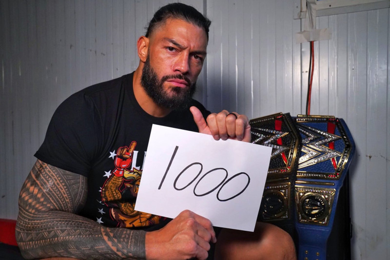 Roman Reigns celebrated a milestone unprecedented in modern wrestling on WWE SmackDown