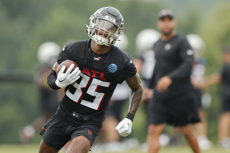 Atlanta Falcons cornerback Clark Phillips III (34) works during the first  half of an NFL preseason football game against the Pittsburgh Steelers,  Thursday, Aug. 24, 2023, in Atlanta. The Pittsburgh Steelers won