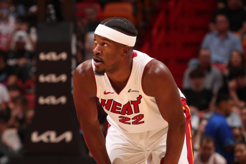 MIAMI, FL - DECEMBER 2: Jimmy Butler #22 of the Miami Heat looks on during the game against the Indiana Pacers on December 2, 2023 at Kaseya Center in Miami, Florida. NOTE TO USER: User expressly acknowledges and agrees that, by downloading and or using this Photograph, user is consenting to the terms and conditions of the Getty Images License Agreement. Mandatory Copyright Notice: Copyright 2023 NBAE (Photo by Issac Baldizon/NBAE via Getty Images)