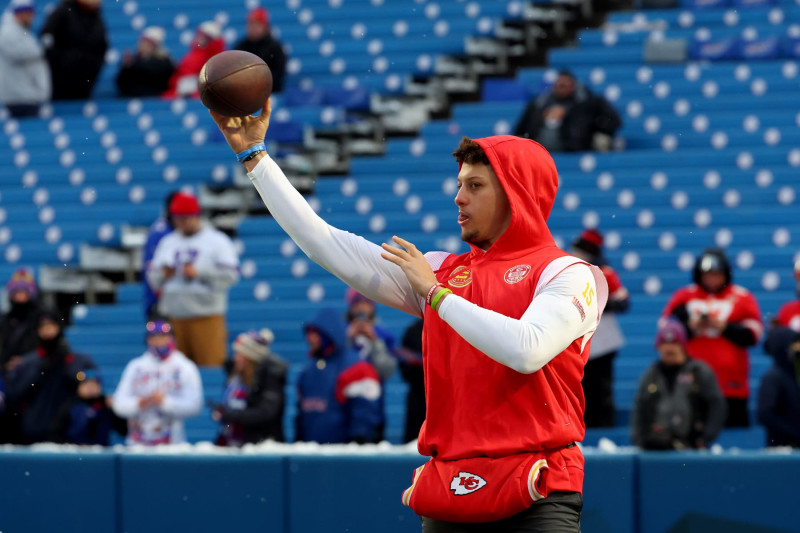 ORCHARD PARK, NEW YORK - JANUARY 21: Patrick Mahomes #15 of the Kansas City Chiefs warms up prior to the AFC Divisional Playoff game against the Buffalo Bills at Highmark Stadium on January 21, 2024 in Orchard Park, New York. (Photo by Timothy T Ludwig/Getty Images)