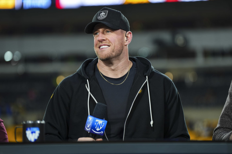 PITTSBURGH, PA - NOVEMBER 02: Former NFL player J.J. Watt visits on set of the Amazon Prime TNF pregame show prior to an NFL football game between the Tennessee Titans and the Pittsburgh Steelers at Acrisure Stadium on November 2, 2023 in Pittsburgh, Pennsylvania. (Photo by Cooper Neill/Getty Images)