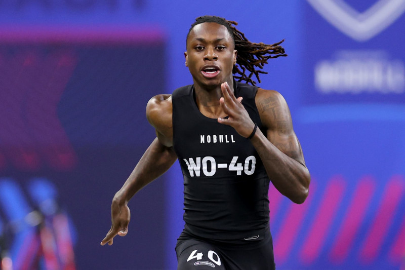 INDIANAPOLIS, INDIANA - MARCH 02: Xavier Worthy #WO40 of Texas participates in the 40-yard dash during the NFL Combine at Lucas Oil Stadium on March 02, 2024 in Indianapolis, Indiana. (Photo by Stacy Revere/Getty Images)