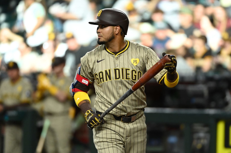 MLB Trade Rumors: Luis Arráez Drew Interest from Royals Before  Marlins-Padres Deal | News, Scores, Highlights, Stats, and Rumors |  Bleacher Report