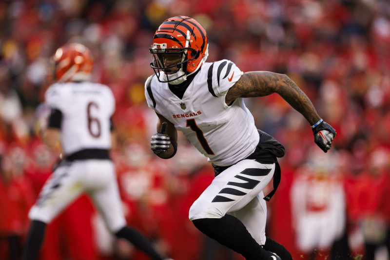 KANSAS CITY, MISSOURI - DECEMBER 31: Ja'Marr Chase #1 of the Cincinnati Bengals runs a route during an NFL football game against the Kansas City Chiefs at GEHA Field at Arrowhead Stadium on December 31, 2023 in Kansas City, Missouri. (Photo by Ryan Kang/Getty Images)