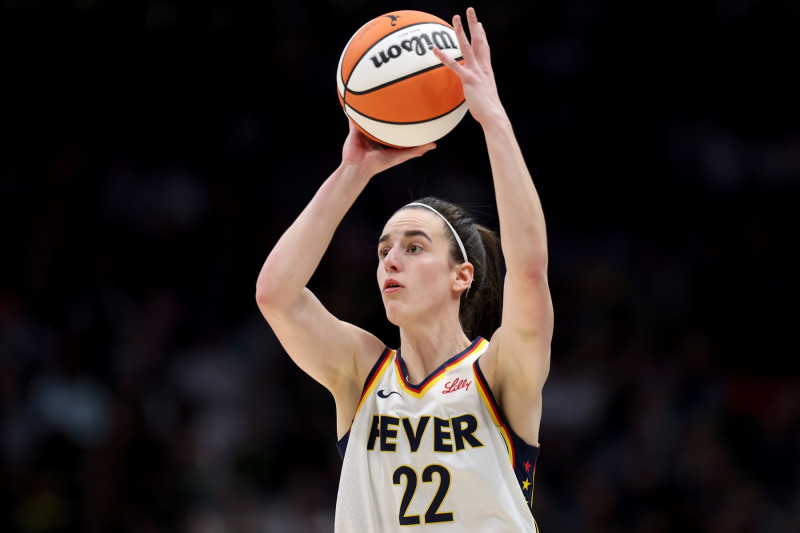 SEATTLE, WASHINGTON - JUNE 27: Caitlin Clark #22 of the Indiana Fever shoots against the Seattle Storm during the second quarter at Climate Pledge Arena on June 27, 2024 in Seattle, Washington. NOTE TO USER: User expressly acknowledges and agrees that, by downloading and or using this photograph, User is consenting to the terms and conditions of the Getty Images License Agreement. (Photo by Steph Chambers/Getty Images)